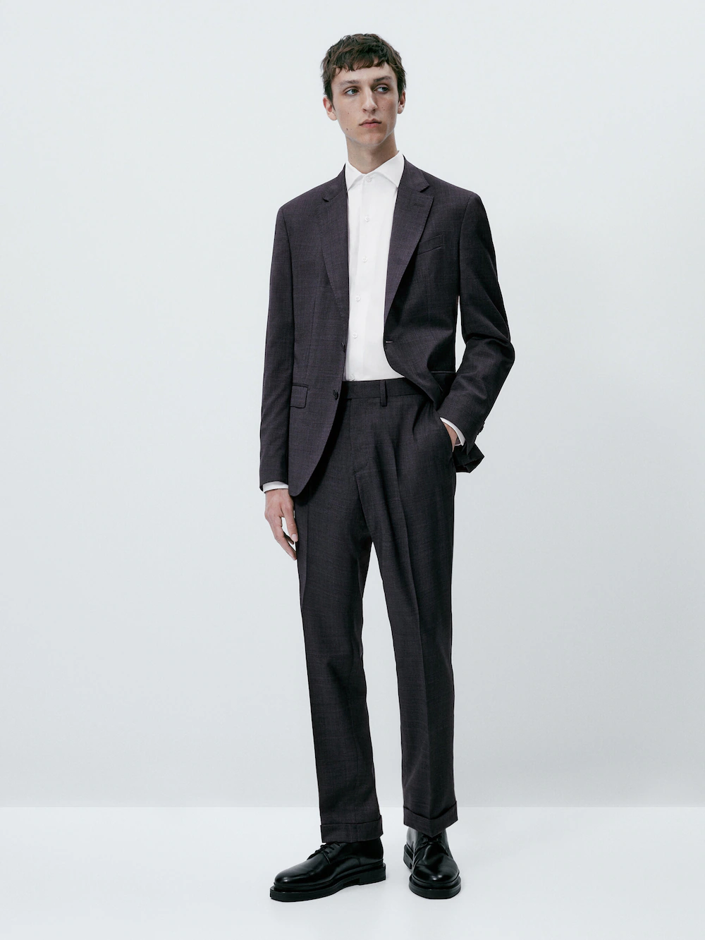 

Рубашка облегающего кроя из текстурированного хлопка Massimo Dutti, белый