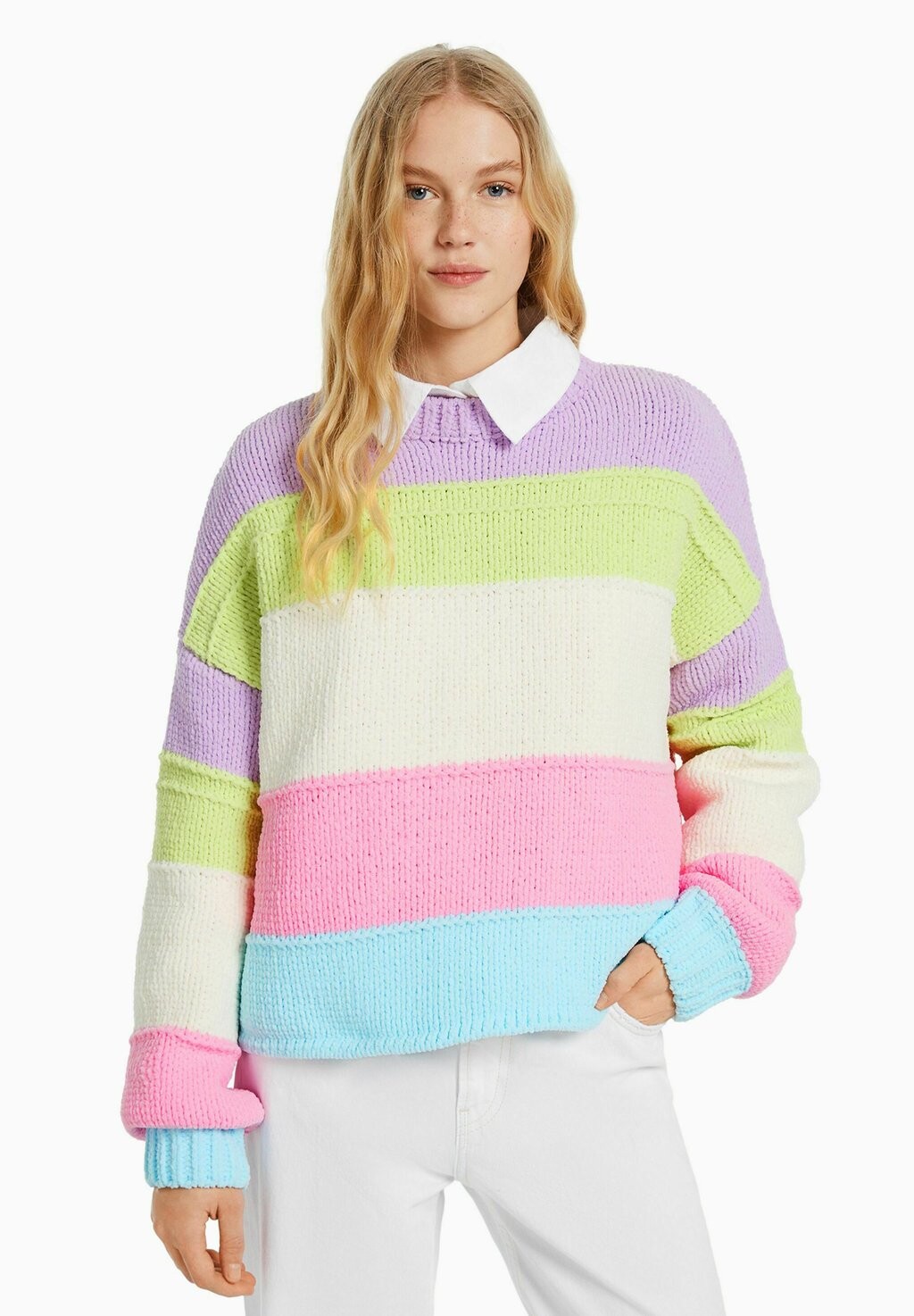 

Свитер Bershka