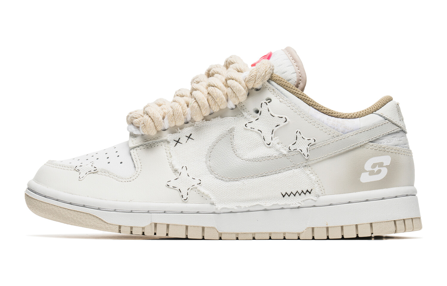 

Женские кроссовки для скейтбординга Nike Dunk