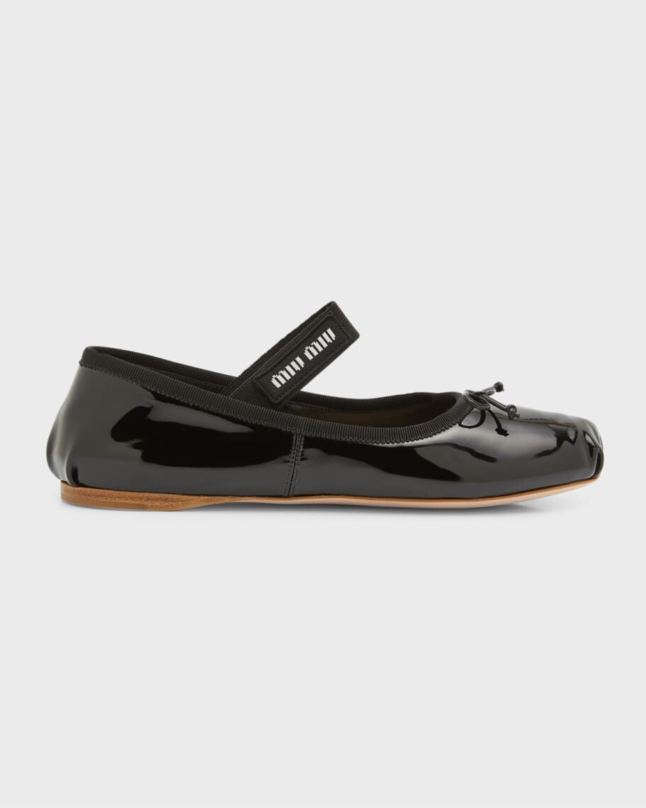 

Лакированные балетки с логотипом Miu Miu