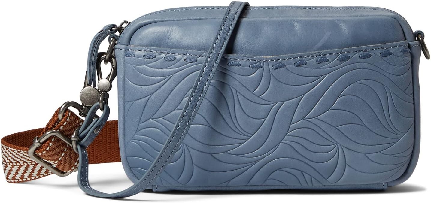 

Сумка Cora Smartphone Crossbody The Sak, цвет Maritime Wave Embossed