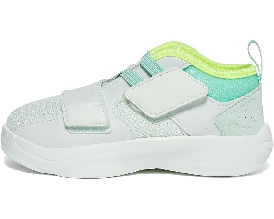 

Кроссовки Jordan Zion 2, цвет Barely Green/Flash Crimson/Volt