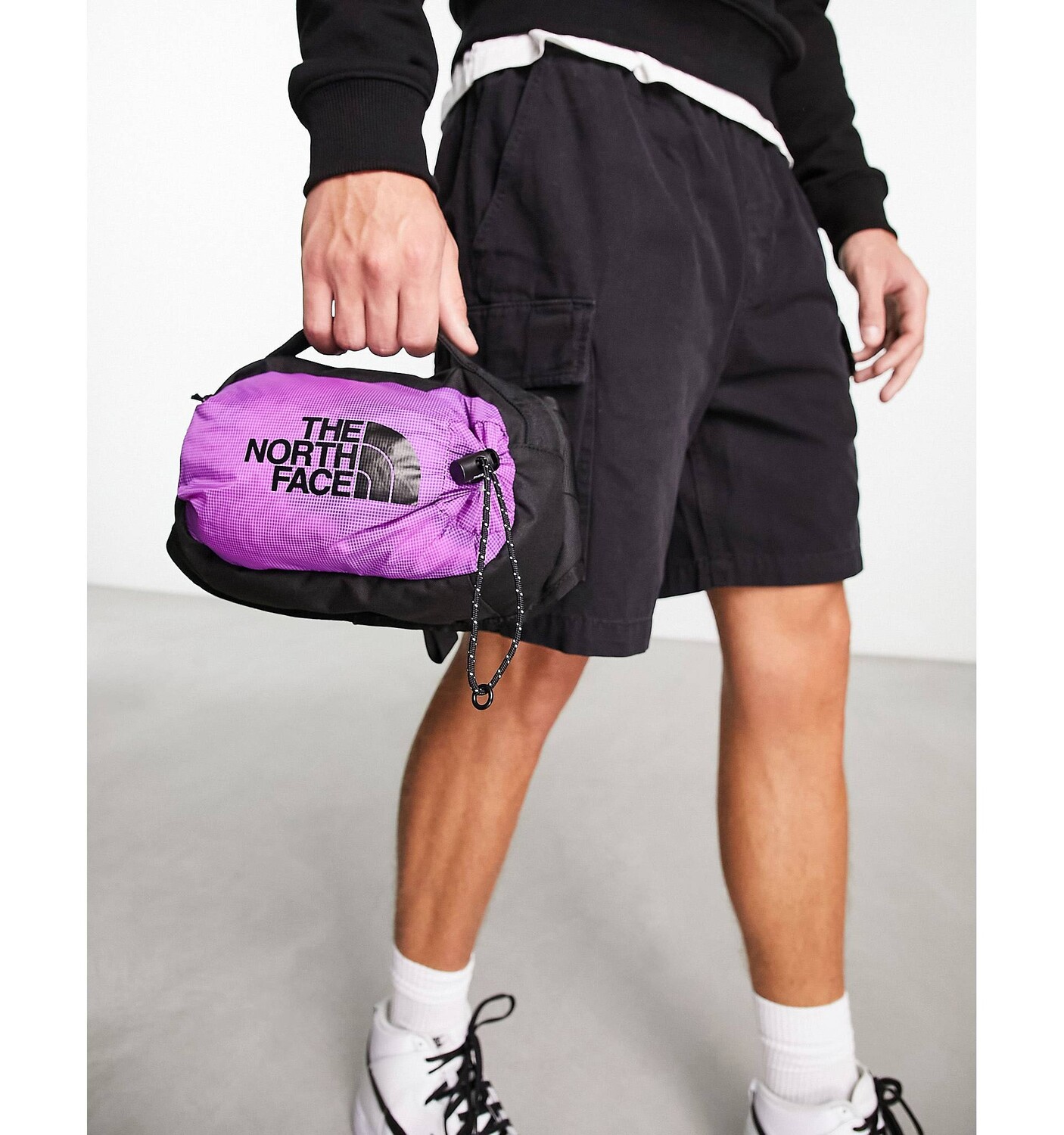 

Сумка через плечо The North Face Jester фиолетового и черного цветов