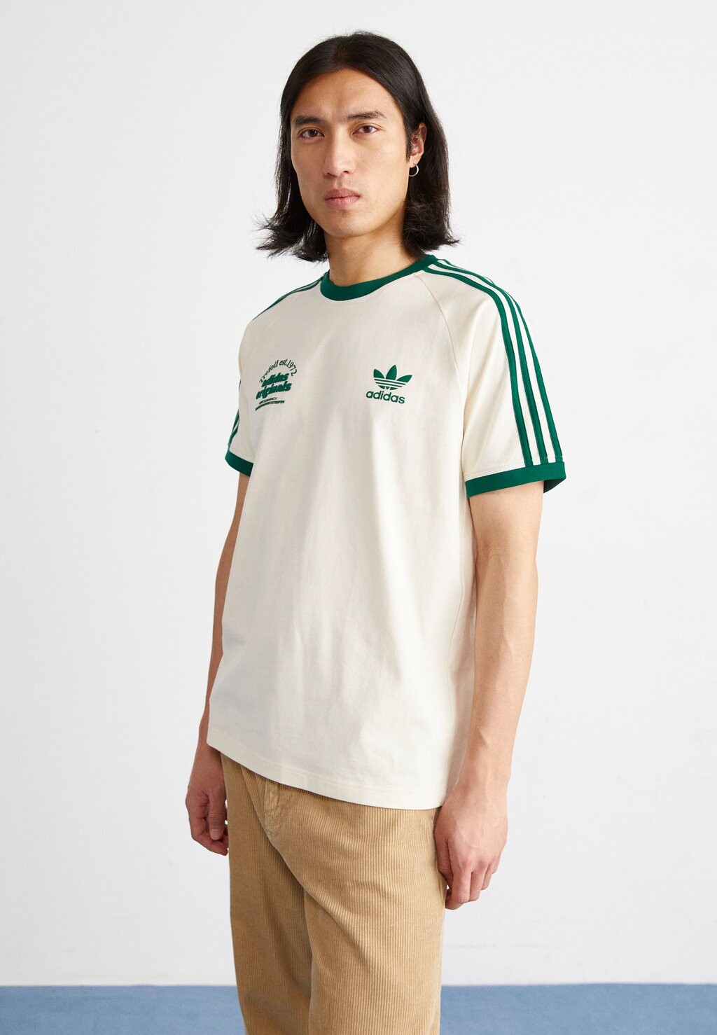 

Футболка с принтом Tee adidas Originals, белый