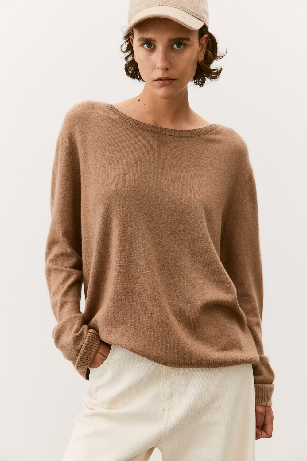 

Кашемировый свитер тонкой вязки H&M, бежевый