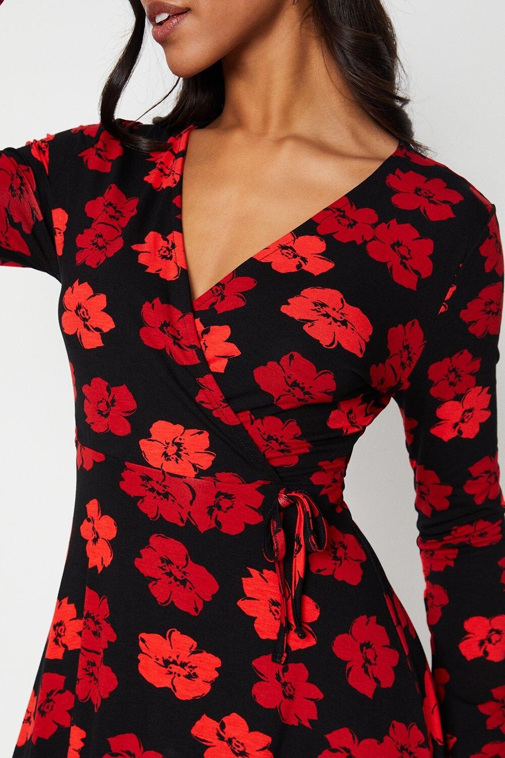 

Высокое красное мини-платье с запахом и цветочным принтом Dorothy Perkins, мультиколор, Красный