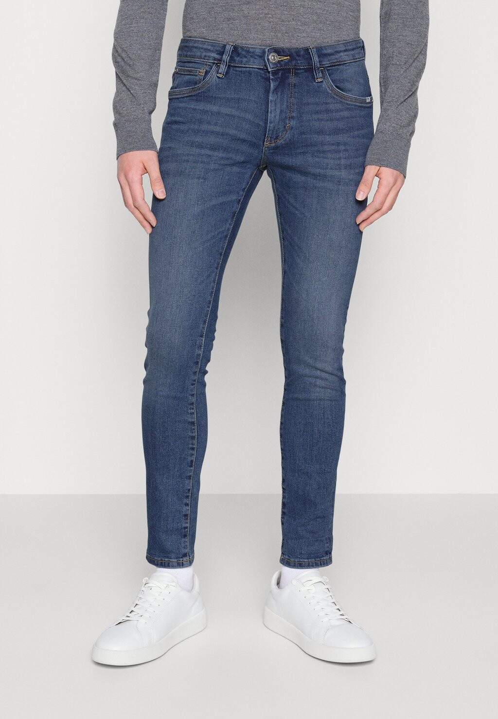 

Джинсы Slim fit TOM TAILOR
