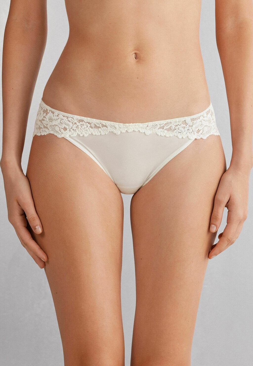 

Трусы PRETTY FLOWERS Intimissimi, кремовый