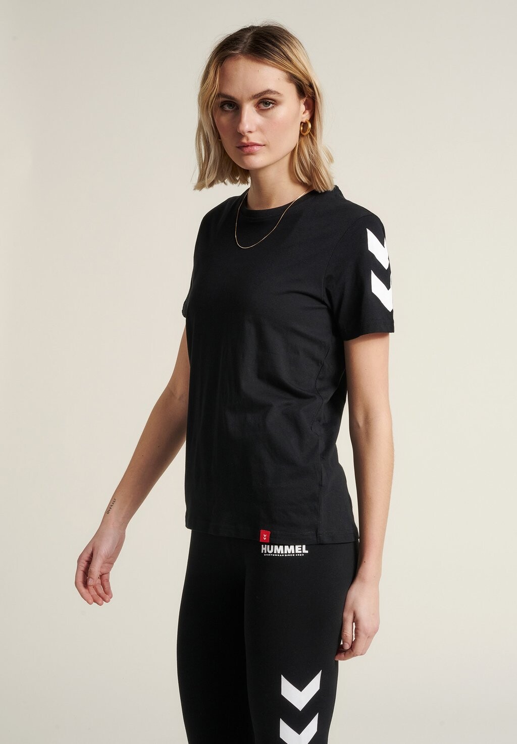 

Рубашка с принтом Hummel Legacy Chevron, черный