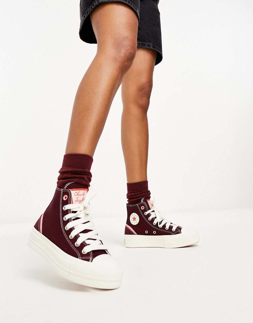 

Темно-бордовые кроссовки Converse Chuck Taylor All Star Lift Hi