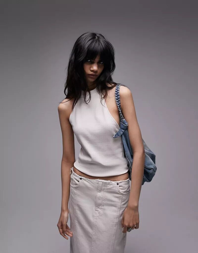 

Топ с открытой спиной Topshop