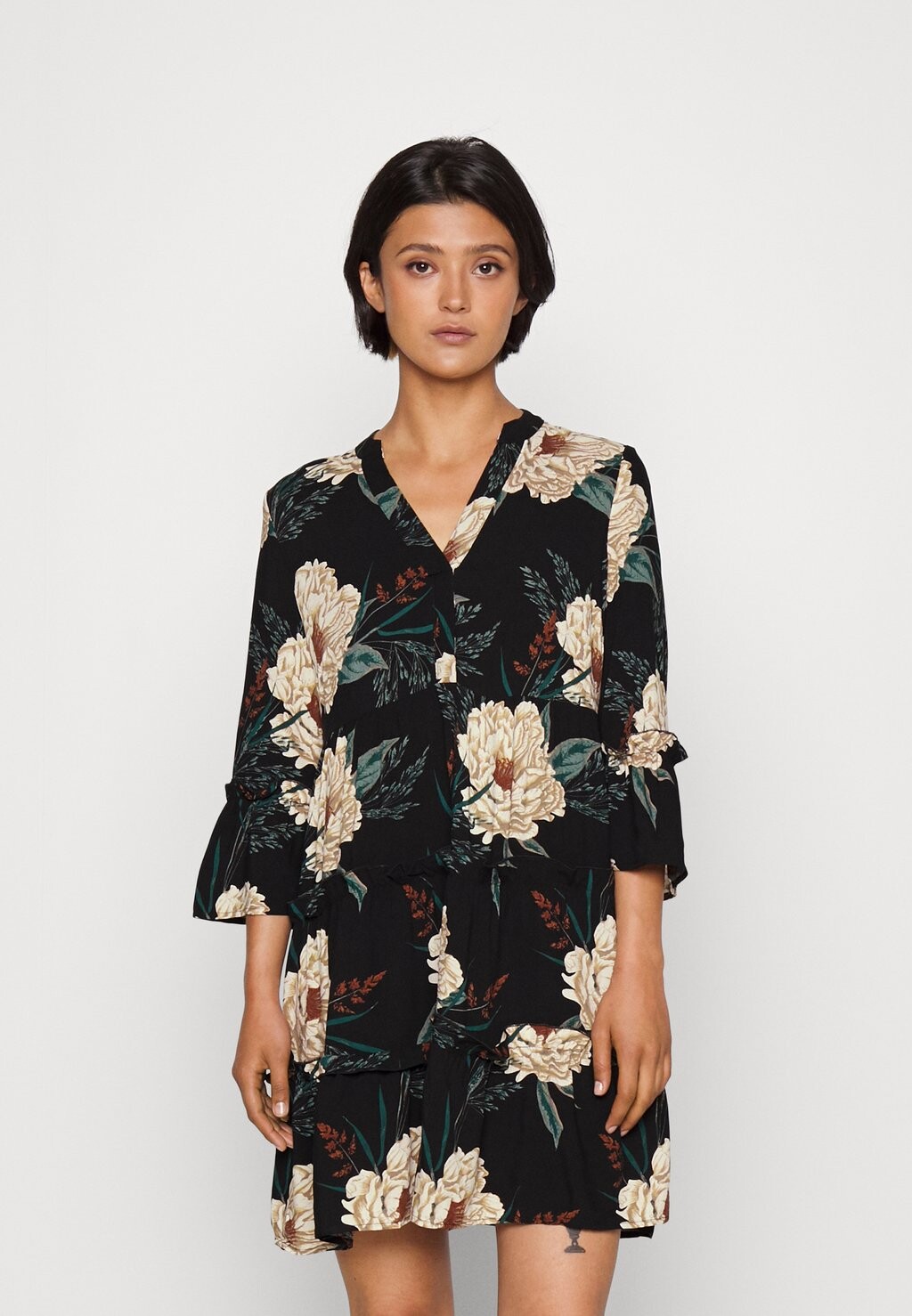 

Платье-рубашка Vero Moda, черный