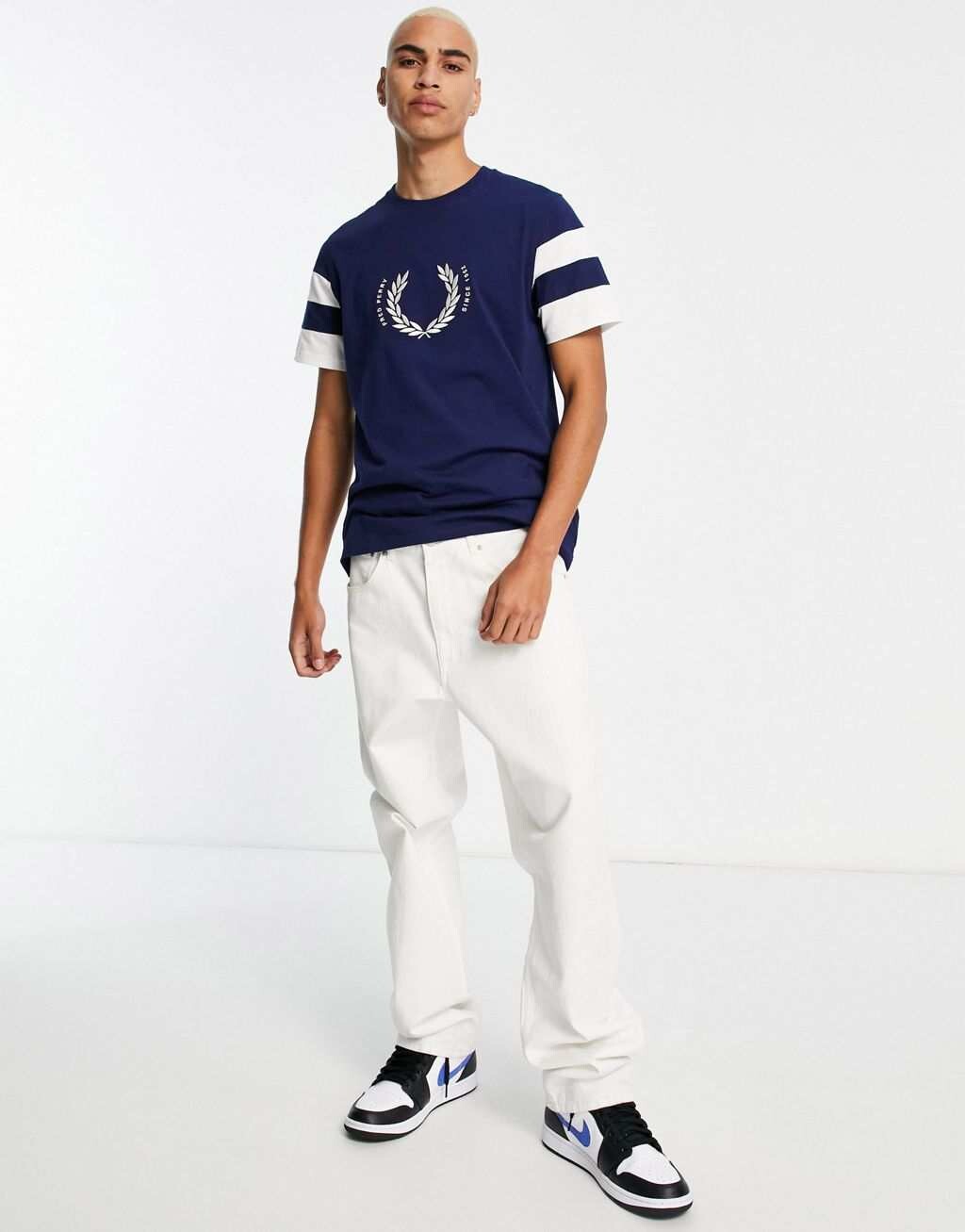

Черная футболка с эффектными рукавами Fred Perry, Черный