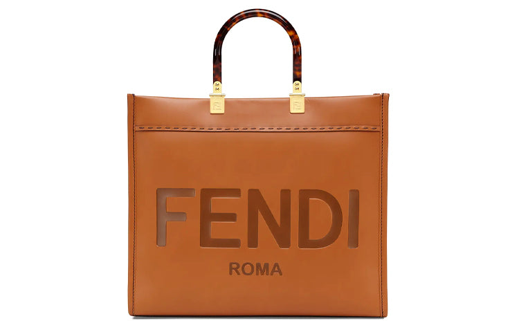 

Сумка FENDI среднего размера, коричневый