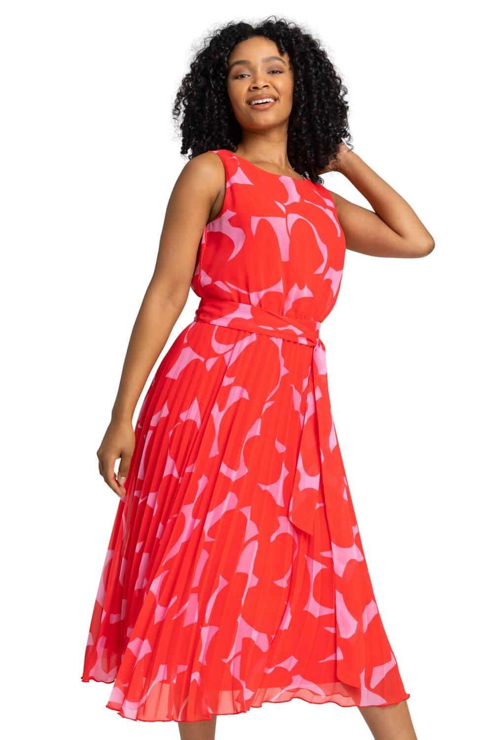 цена Плиссированное платье миди Petite с абстрактным принтом Roman, красный