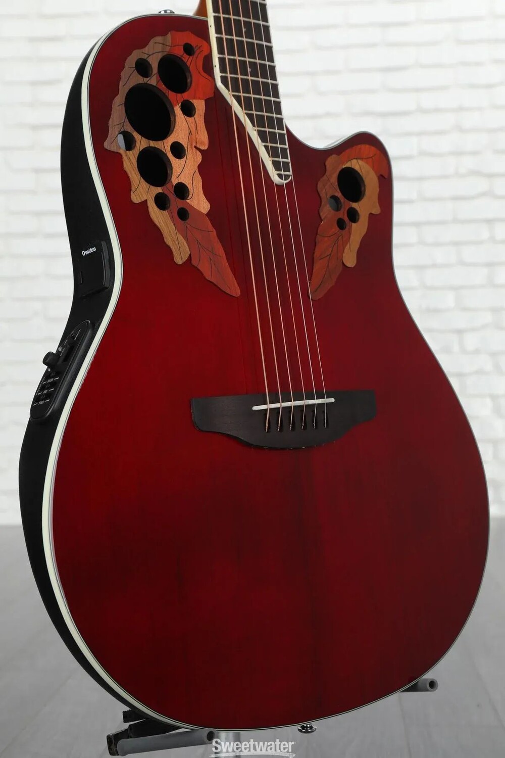 

Ovation Celebrity Elite Super Shallow — рубиново-красный
