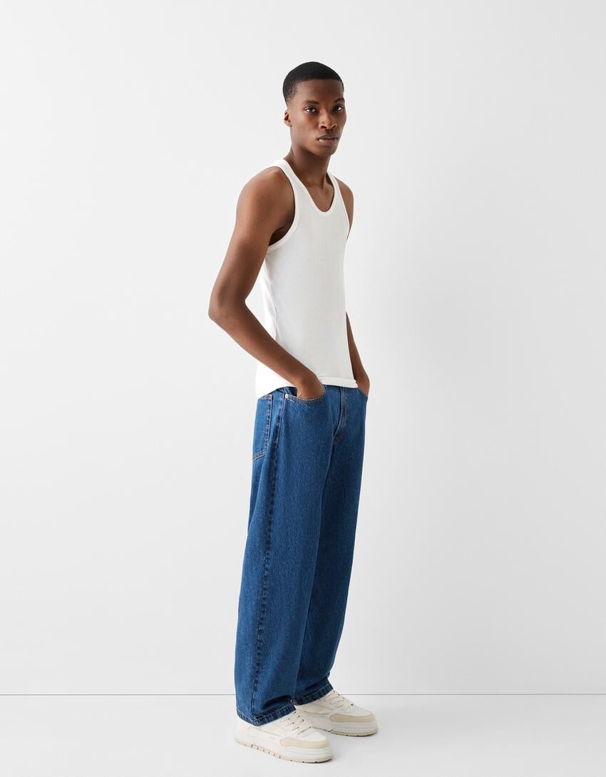 

Мешковатые джинсы Bershka, синий