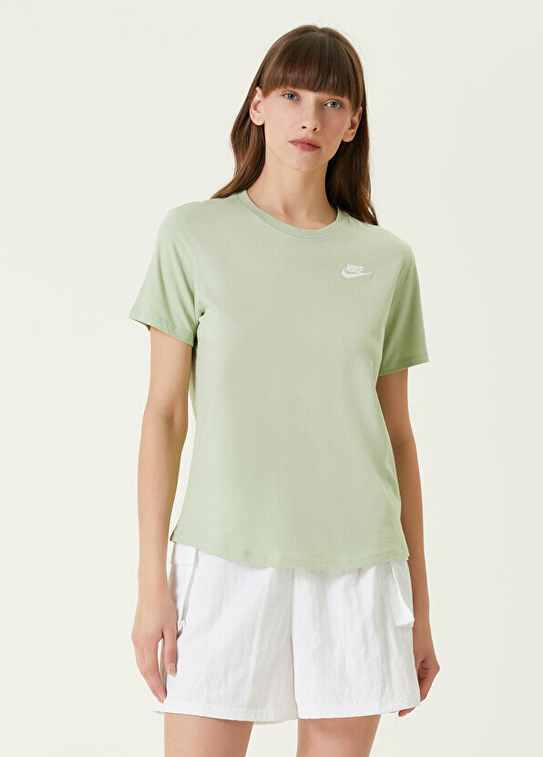 

Зеленая футболка club essentials Nike, Зеленый