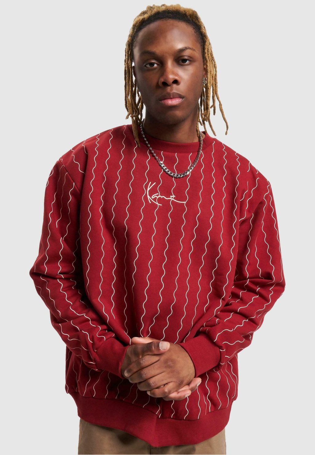 

Толстовка SMALL SIGNATURE ZICZAC PINSTRIPE CREW Karl Kani, цвет darkred offwhite