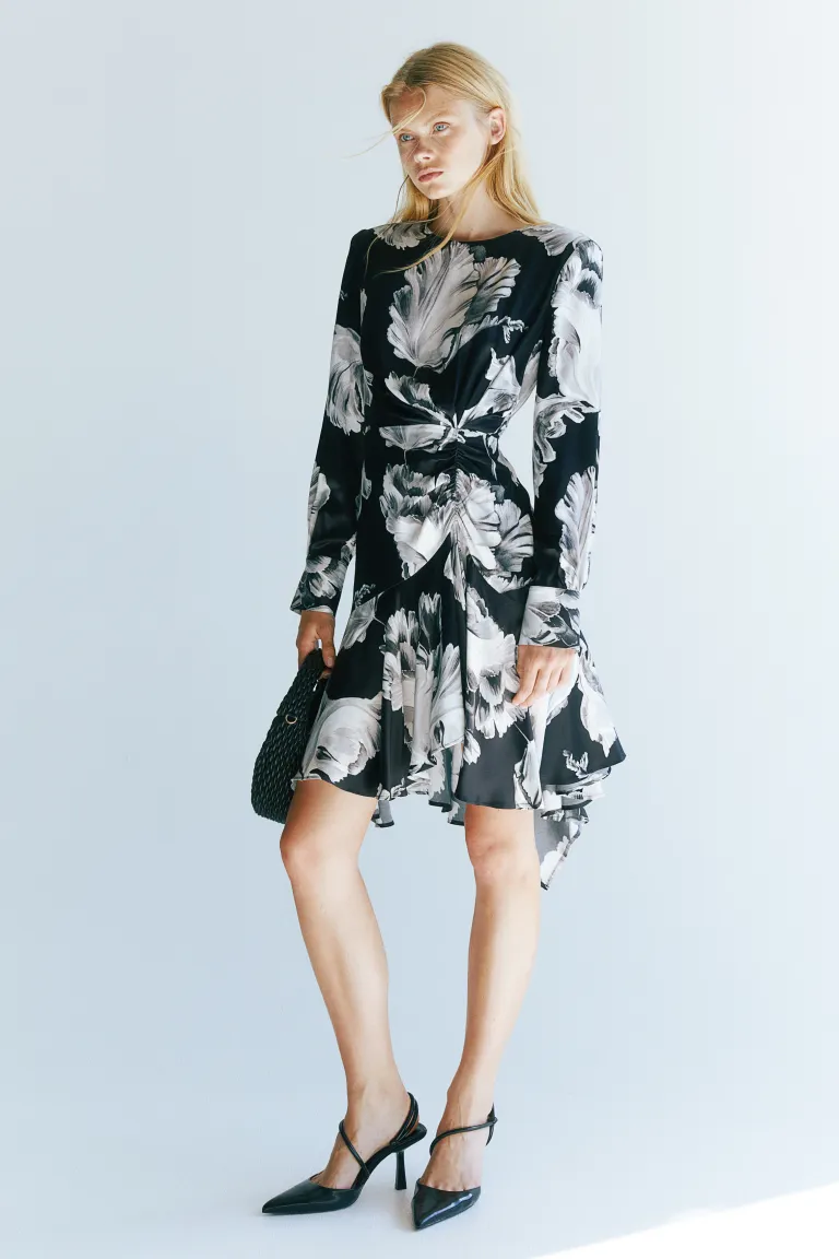 

Платье с комплектами H&M, черный