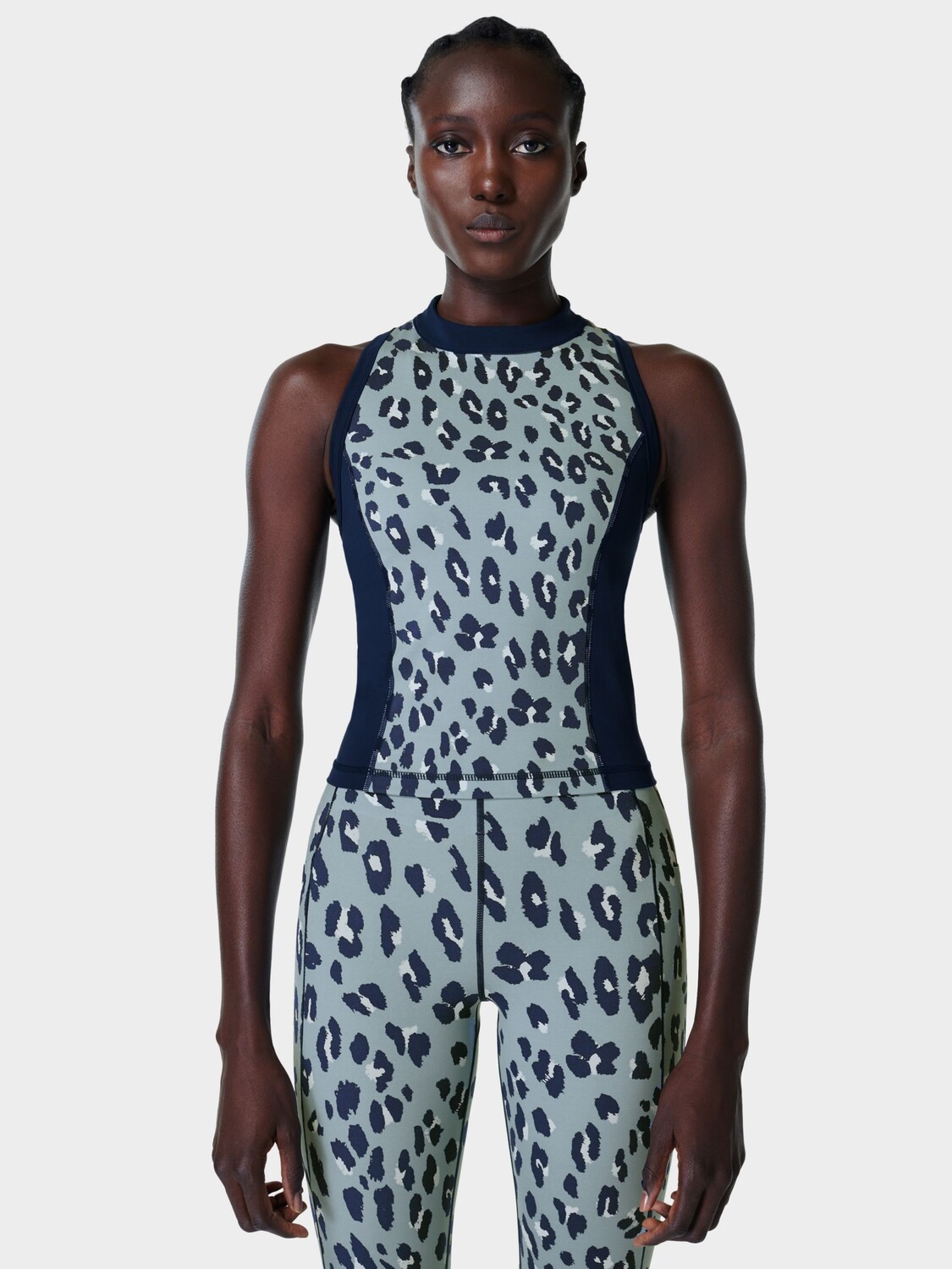 

Майка для тренировок Power на молнии сзади Sweaty Betty, синий леопард
