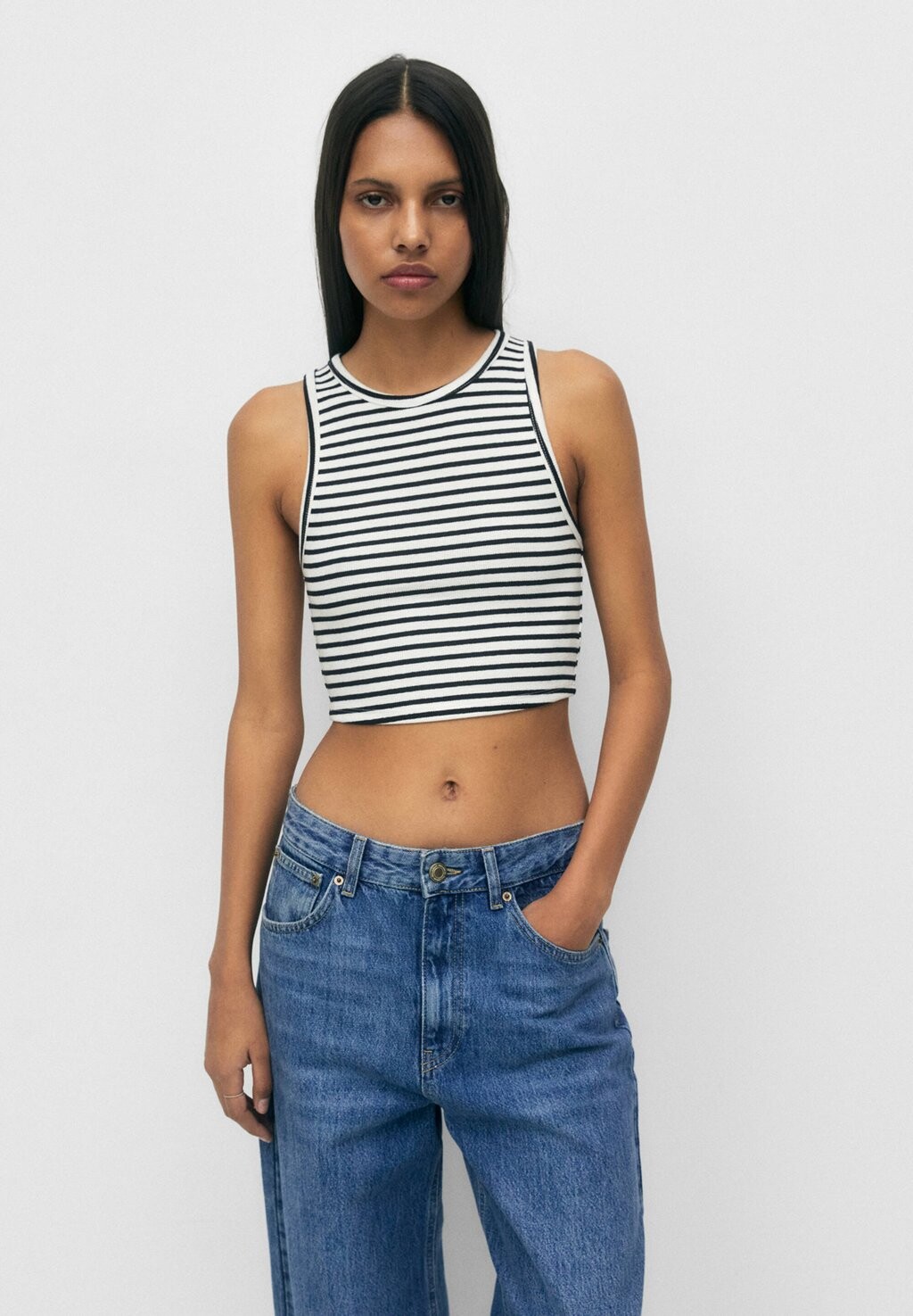 

Топ PULL&BEAR, черный