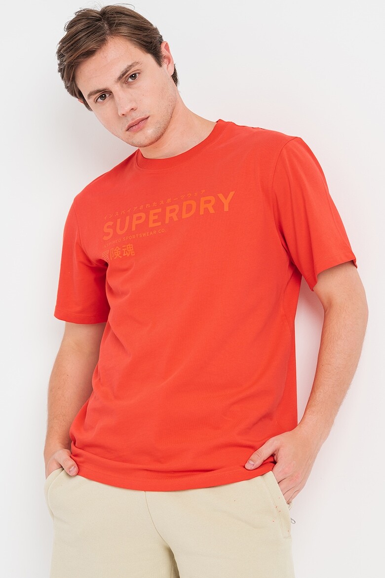 

Хлопковая футболка сложенная Superdry, красный