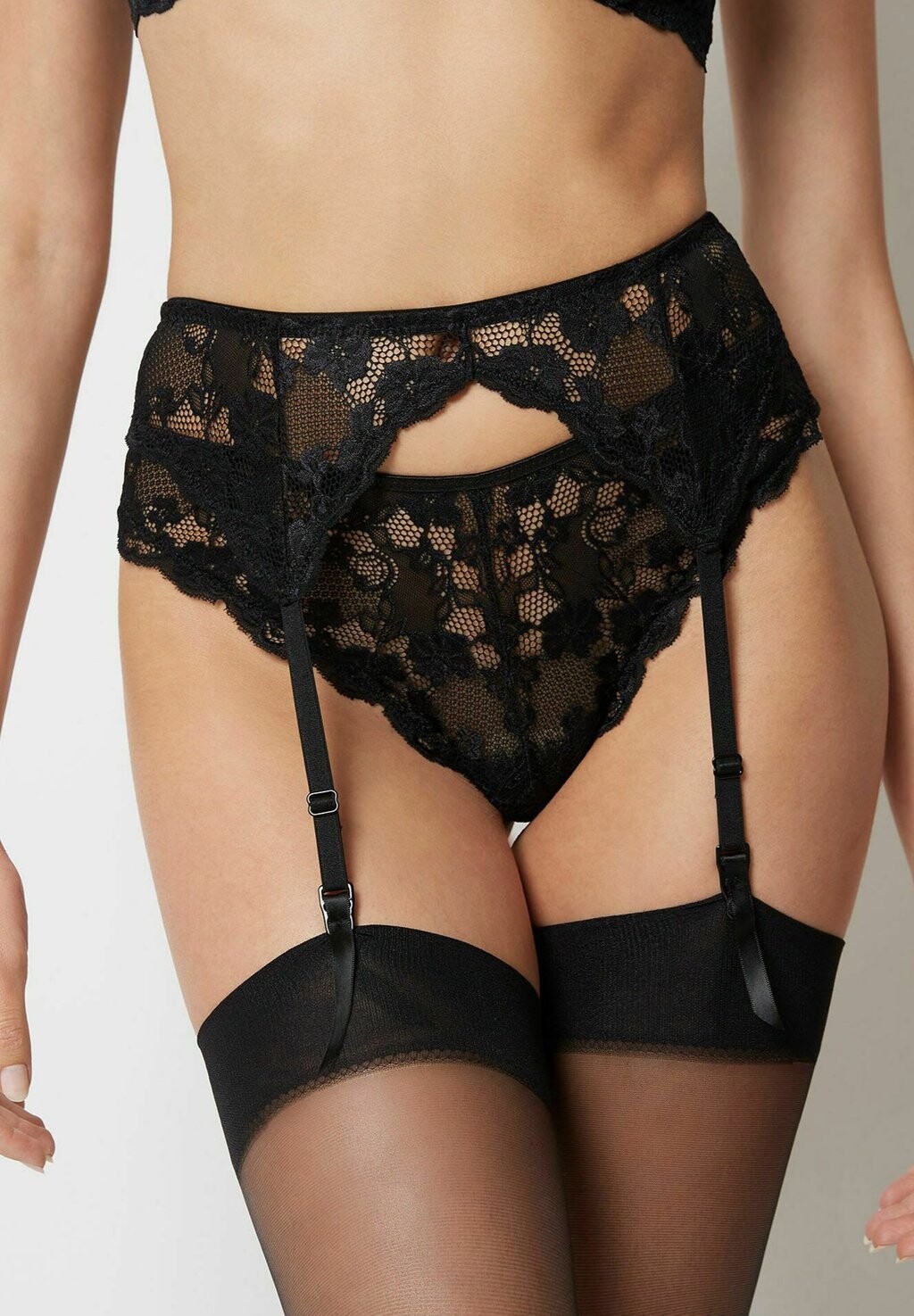

Подвязки Yamamay, черный