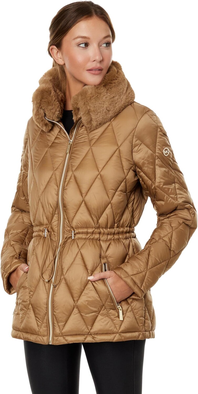 

Пуховик Diamond Quilt M426048C68 MICHAEL Michael Kors, цвет Dark Camel