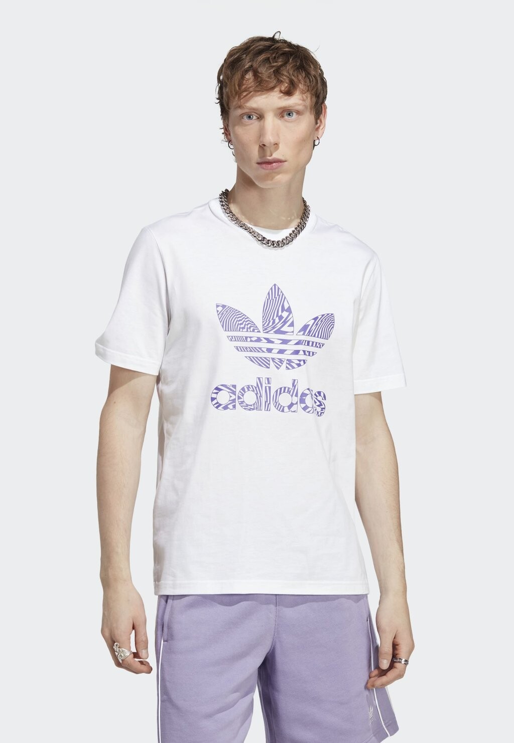 

Футболка с принтом adidas Originals, белый