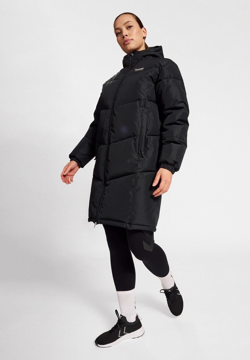

Зимнее пальто Hummel, черный