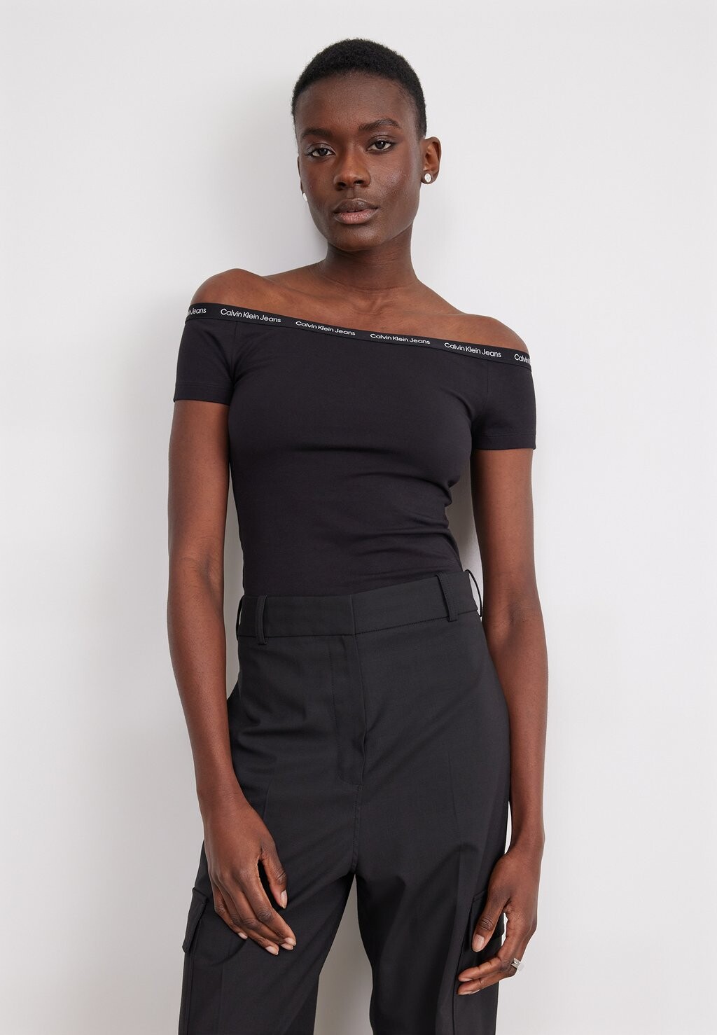 

футболка с принтом Elastic Bardot Logo Top Calvin Klein Jeans, черный