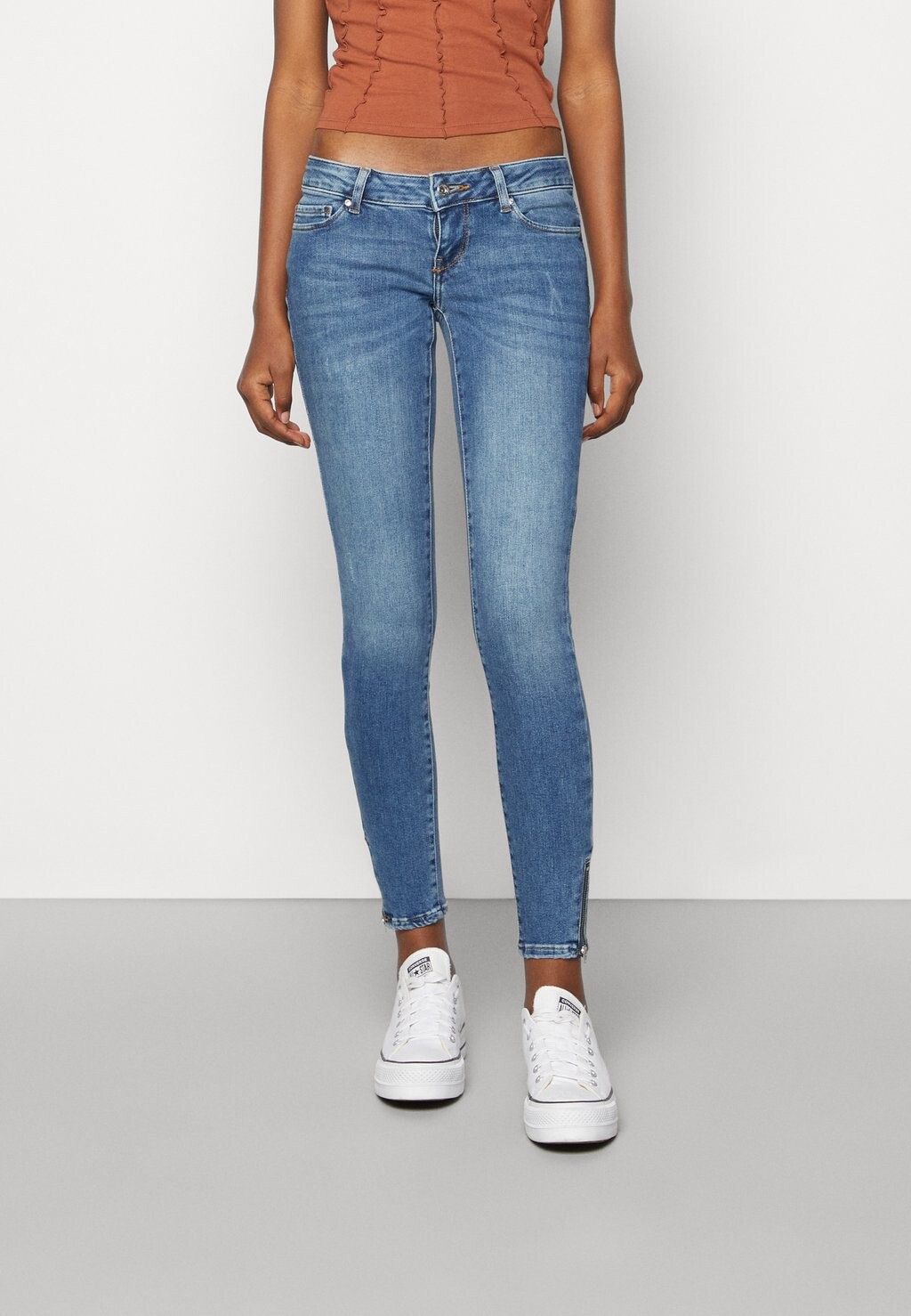 

Джинсы Skinny Fit ONLY
