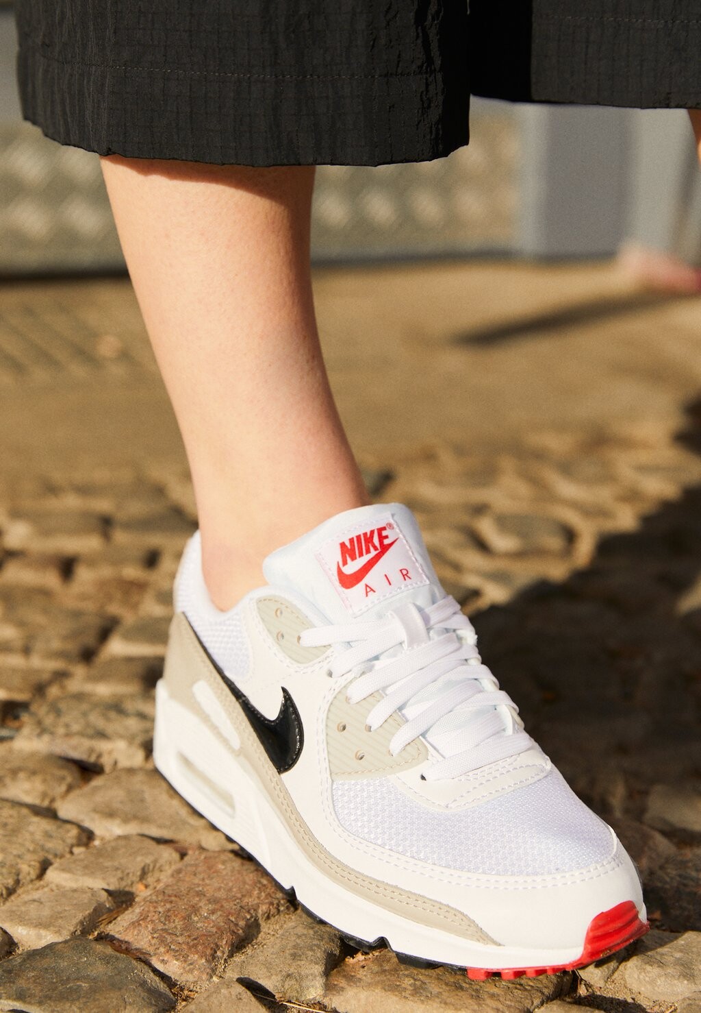 

Кроссовки Nike