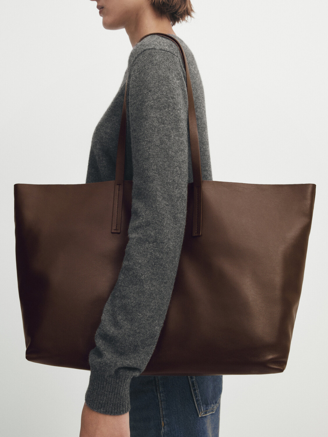

Сумка из кожи наппа Massimo Dutti, коричневый