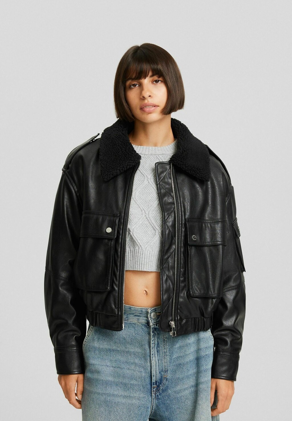 

Куртка из искусственной кожи Faux Searling Collar Aviator Bershka, черный