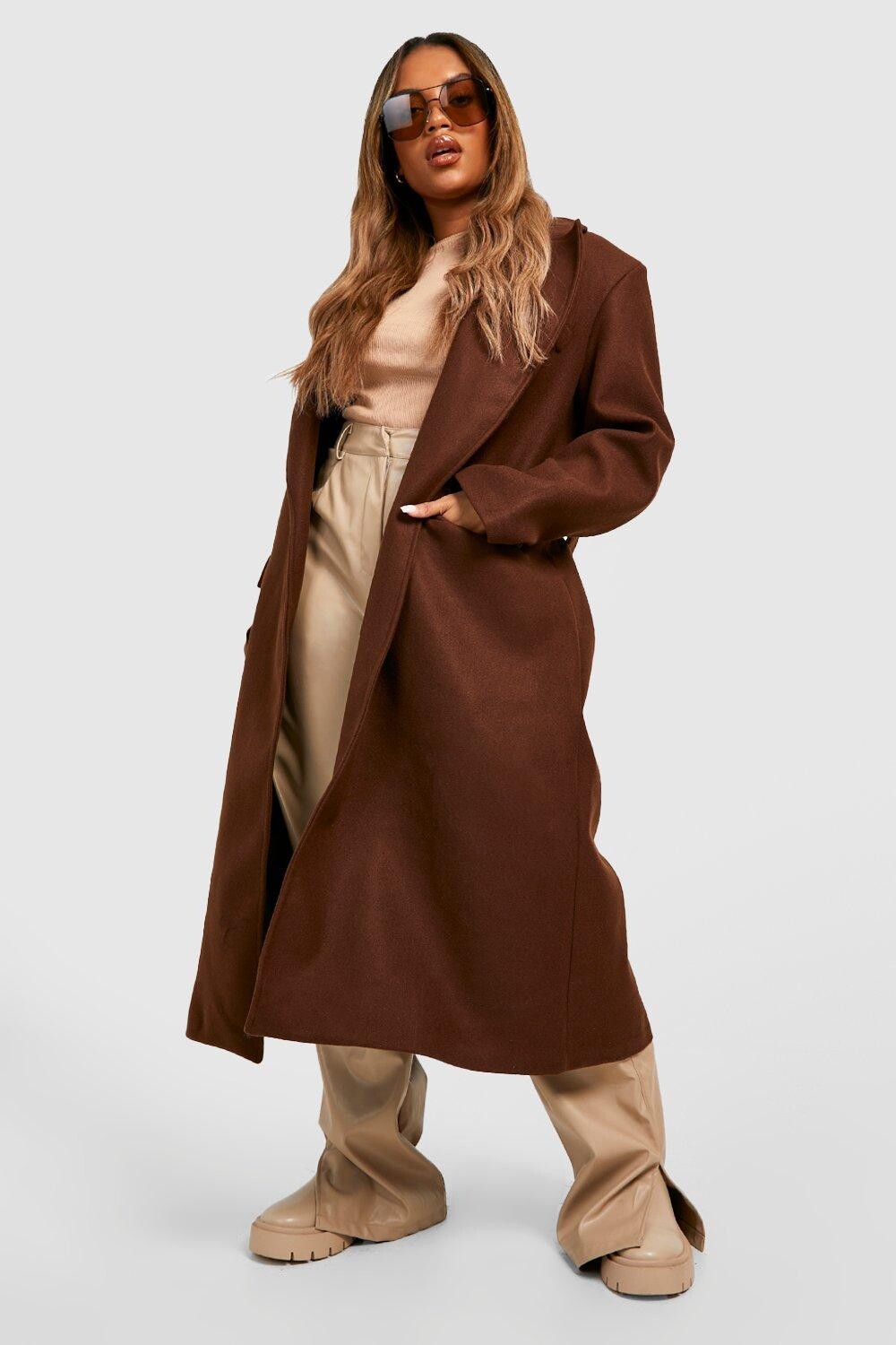 

Шерстяное пальто Plus с поясом boohoo, коричневый