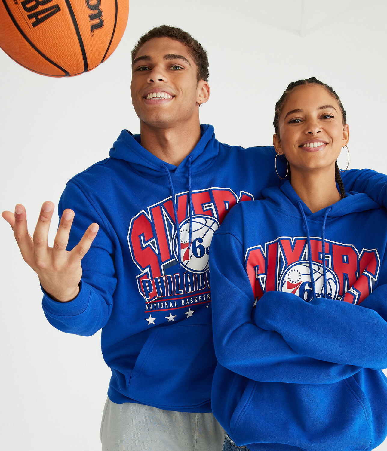 

Пуловер с капюшоном Philadelphia 76ers Aeropostale, синий
