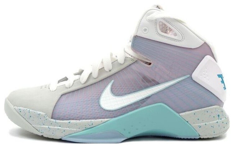 

Nike Hyperdunk Марти МакФлай 2015