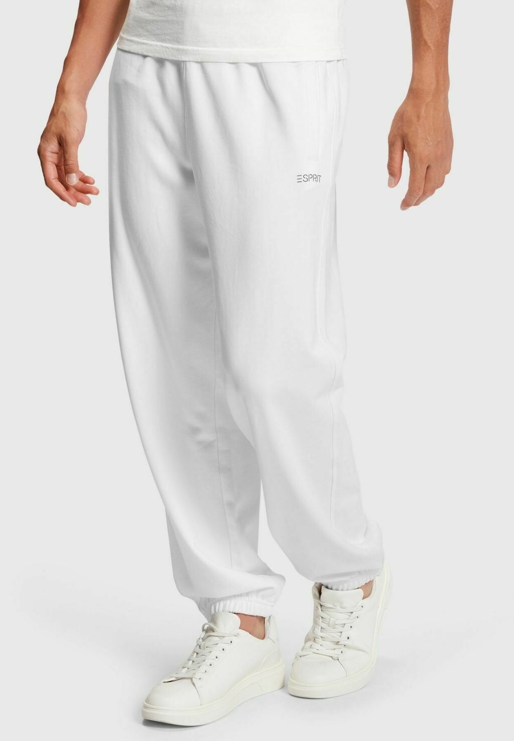 

Спортивные брюки Lässige Logo Esprit, белый