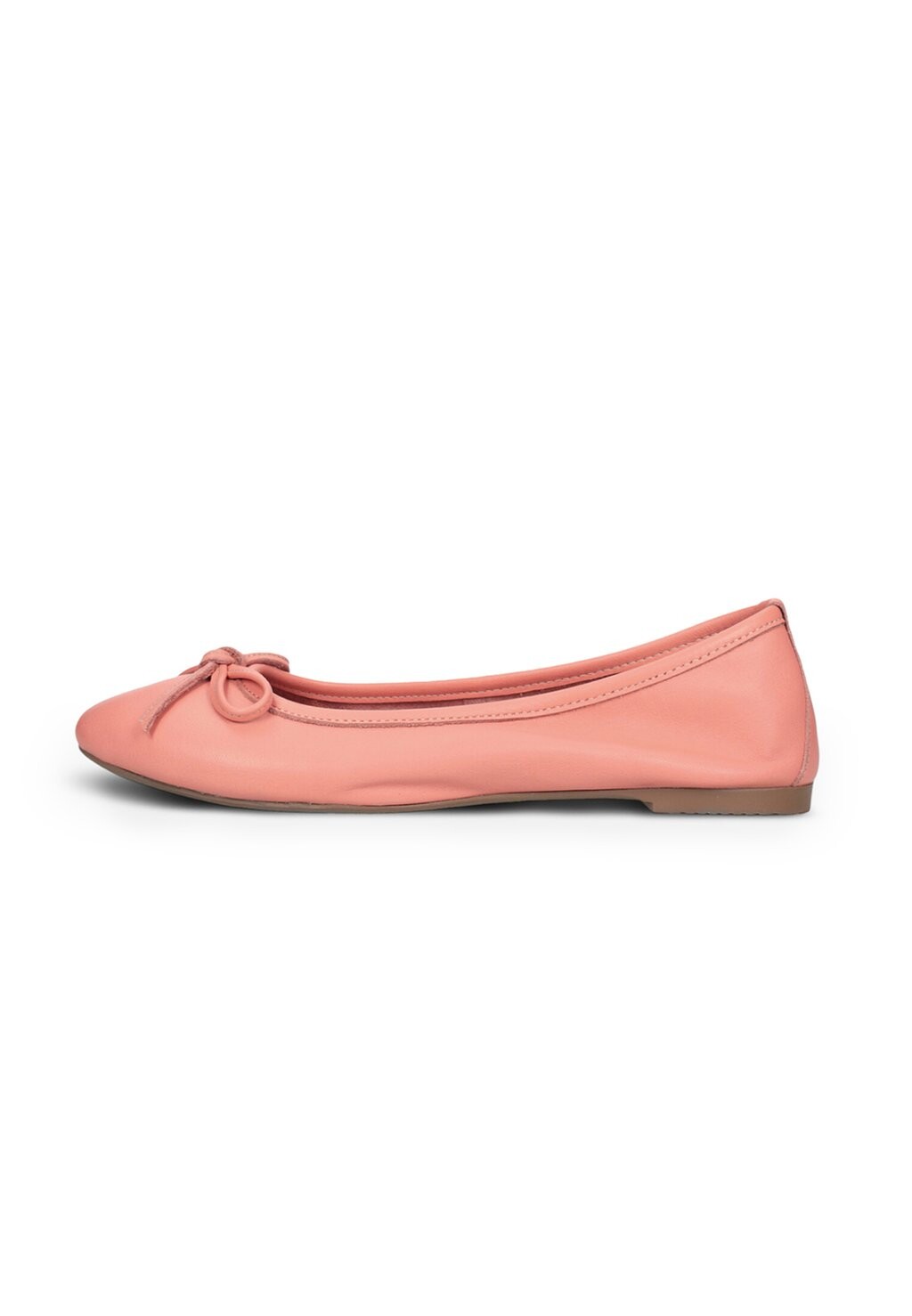 

Балетки классические Bata, цвет rosso