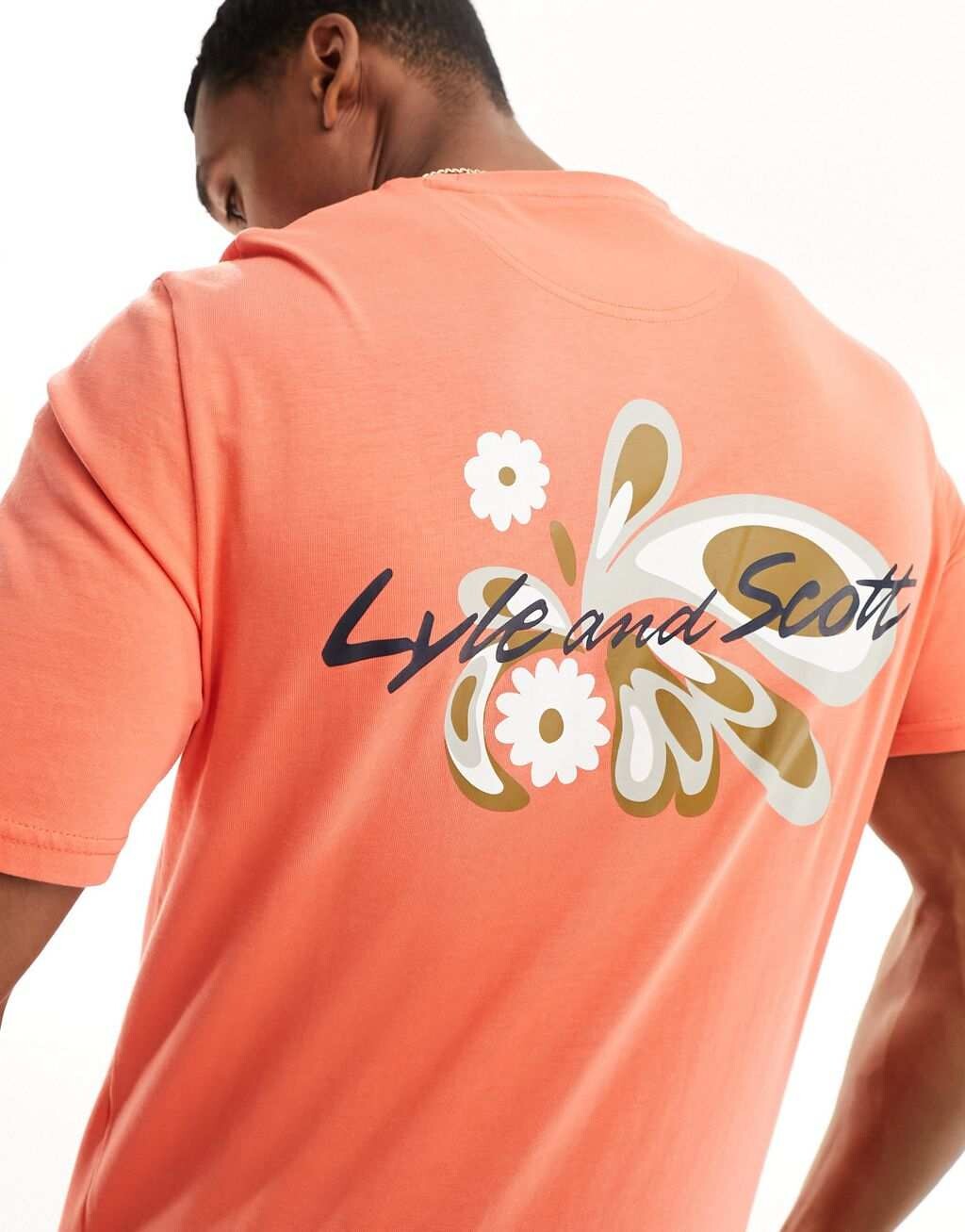 

Оранжевая футболка с принтом на спине Lyle & Scott, Оранжевый