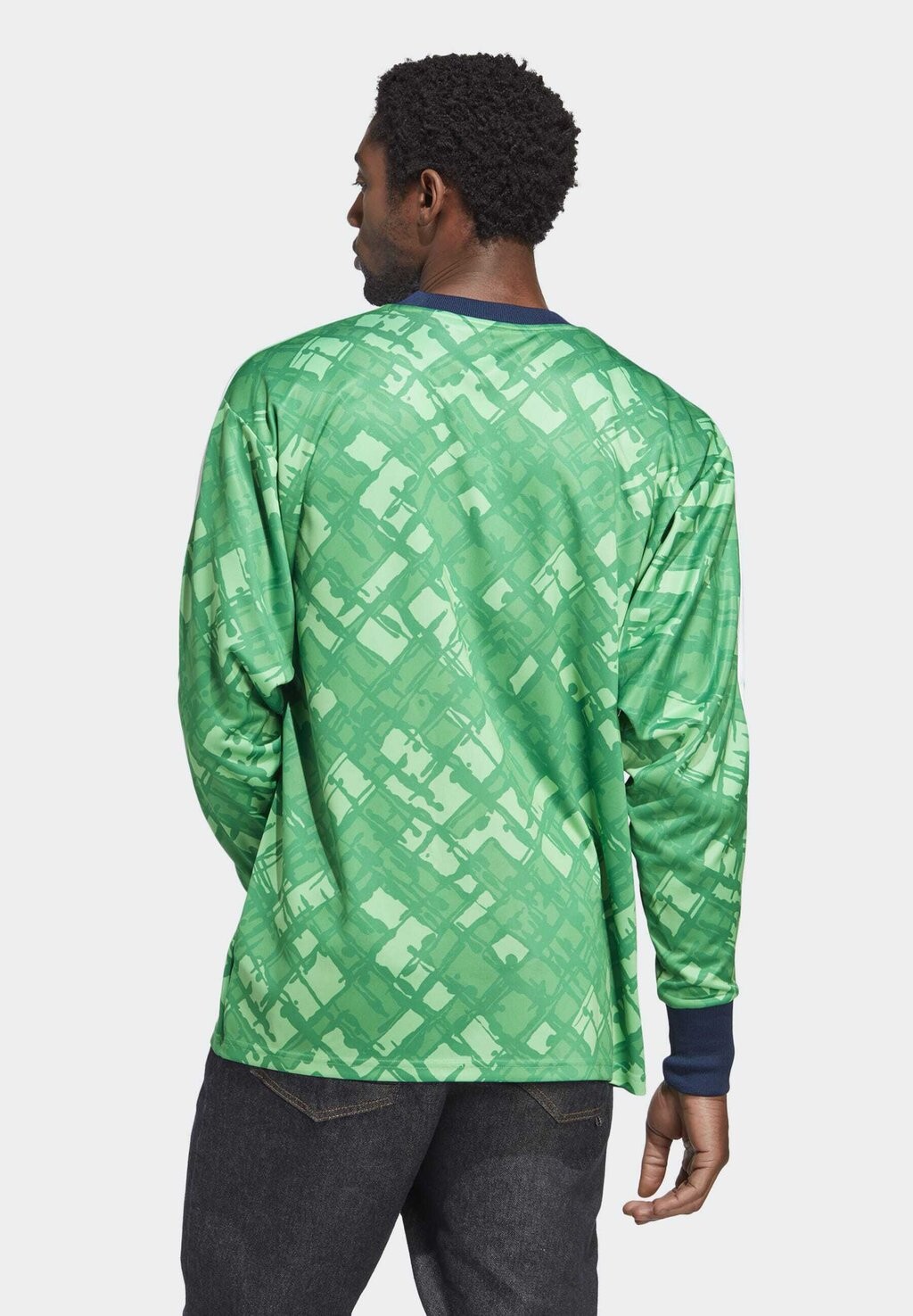 

Спортивная футболка Adidas