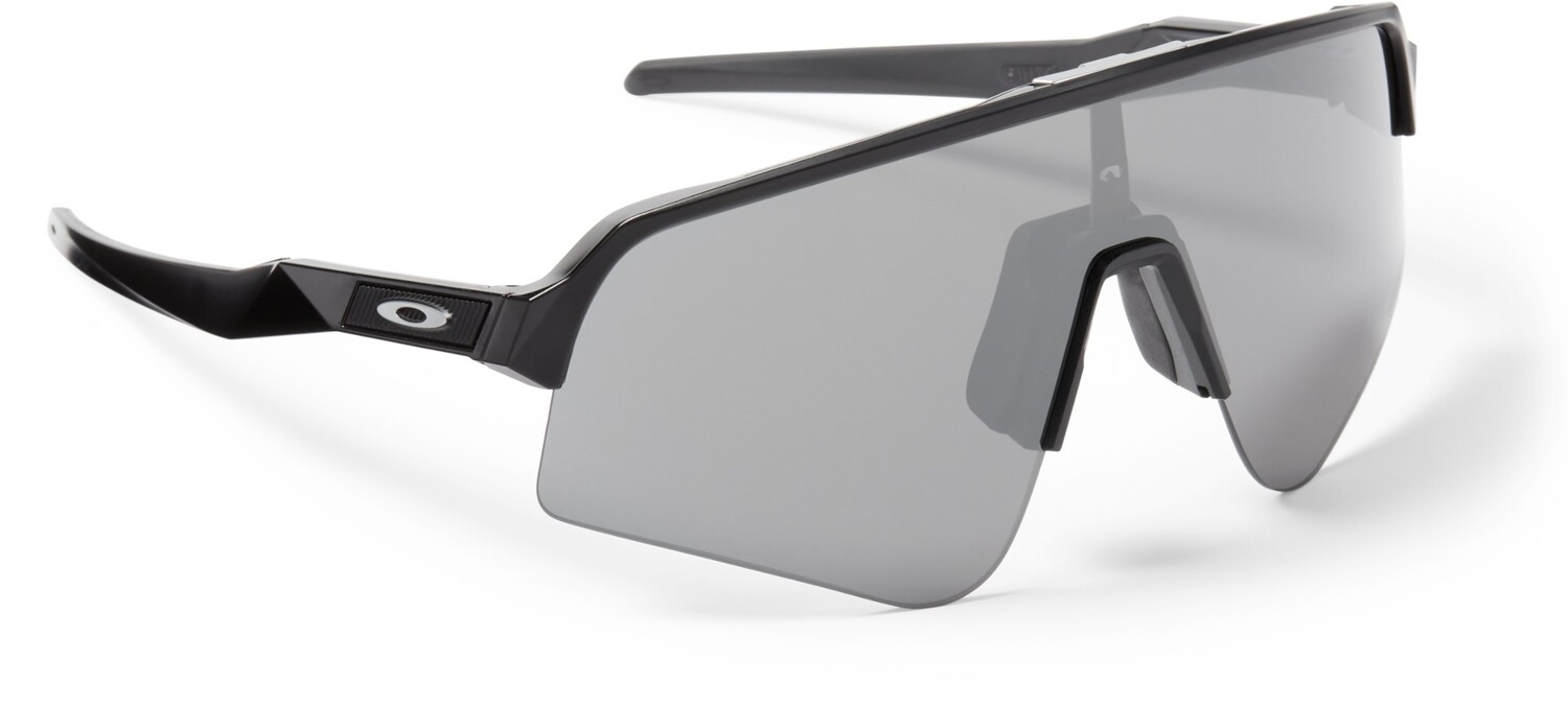 

Солнцезащитные очки Sutro Lite Oakley, черный