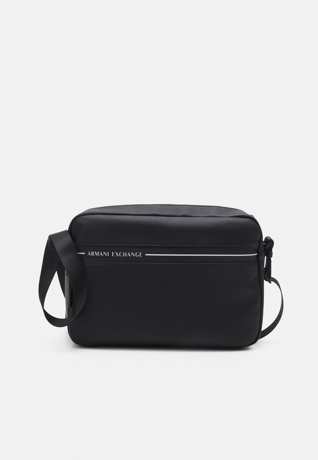 

Сумка через плечо Armani Exchange, черный