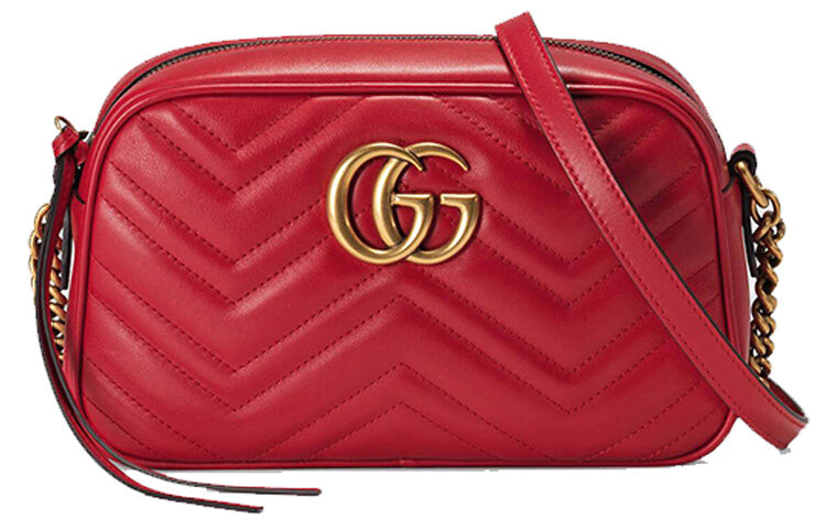 

Сумка Gucci GG Marmont Matelasse Small для фотоаппарата, красный