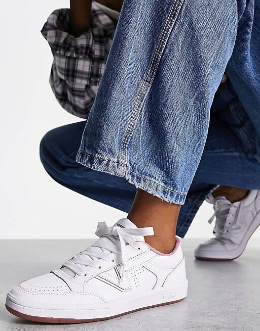 

Бело-розовые кроссовки Vans Lowland