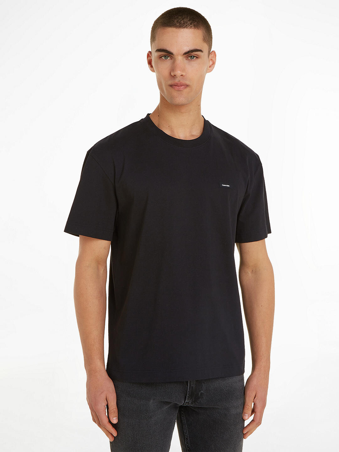 

Футболка Calvin Klein Comfort Fit, черная, Черный