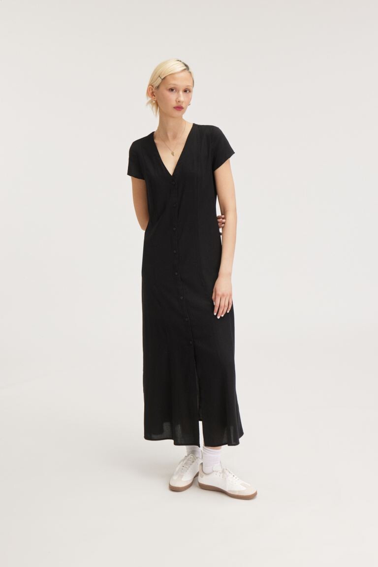 

Платье-Рубашка макси с короткими рукавами Monki, черный