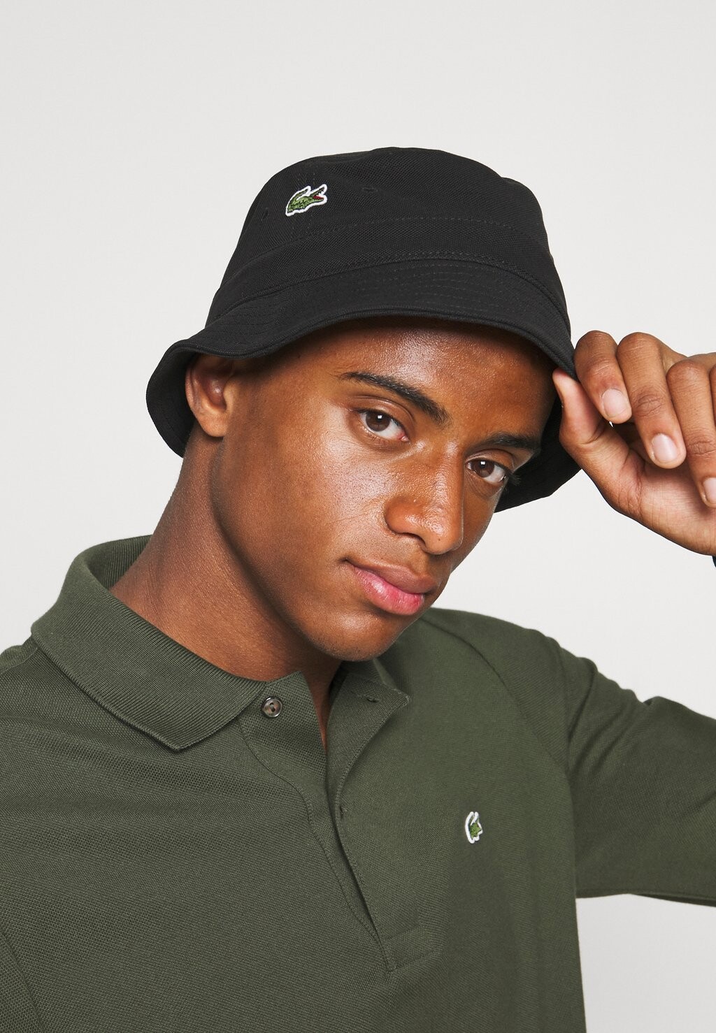 

Панама Lacoste, черный